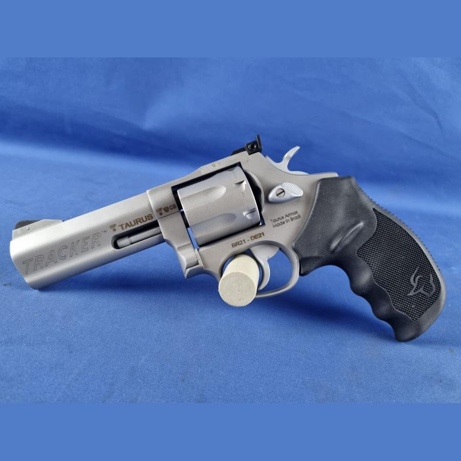 Taurus Revolver Tracker 627 4″ Kal. 357Mag